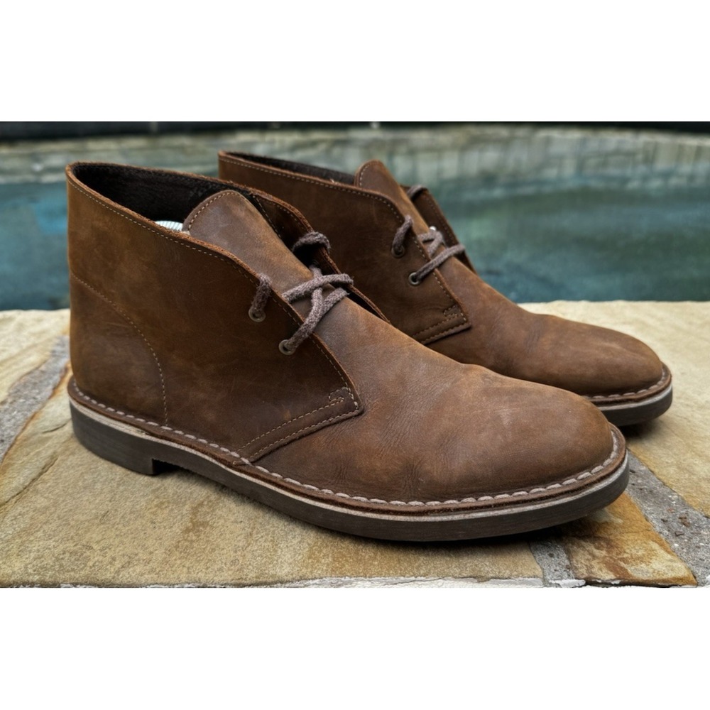 Clarks Desert Boots Men's 9.5 Beeswax-Brown Gum Sole Chukka Outdoors Casual